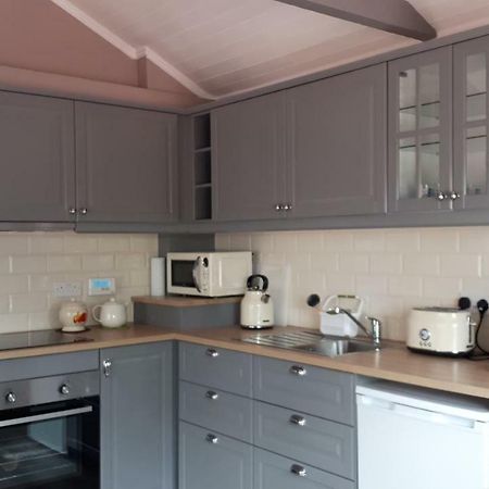 Belmont Suzies Self Catering Belmontアパートメント エクステリア 写真